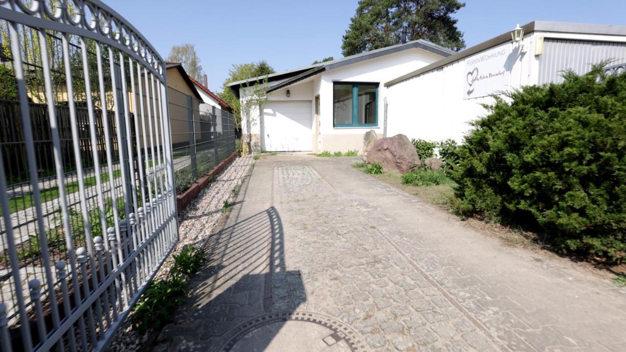 Lovely Hohen Neuendorf Exterior foto