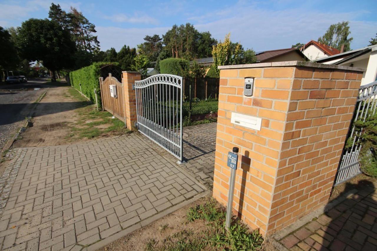 Lovely Hohen Neuendorf Exterior foto
